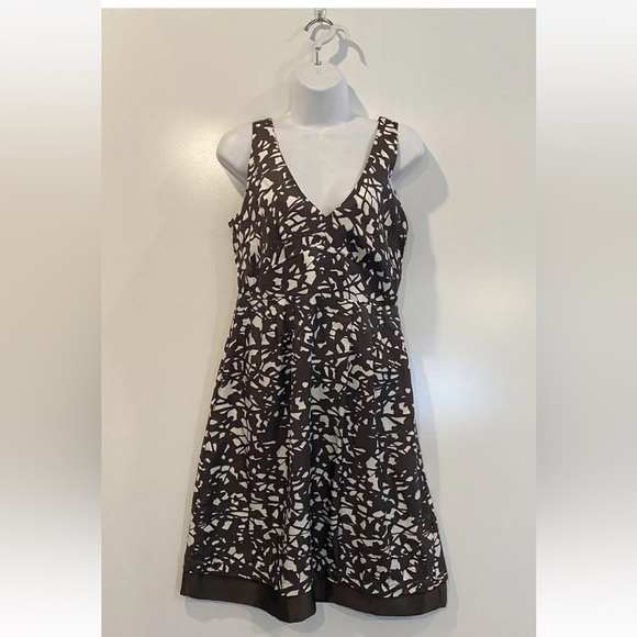Banana Republic Womens Brown Ivory Sleeveless Silk Dress Pockets Size 4 - Picture 1 of 6